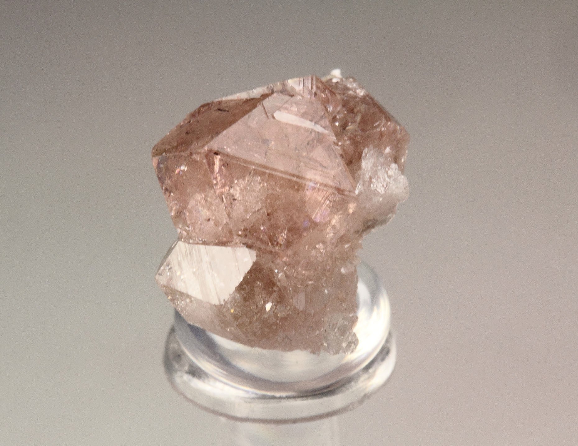 gem PINK GARNET var. GROSSULAR