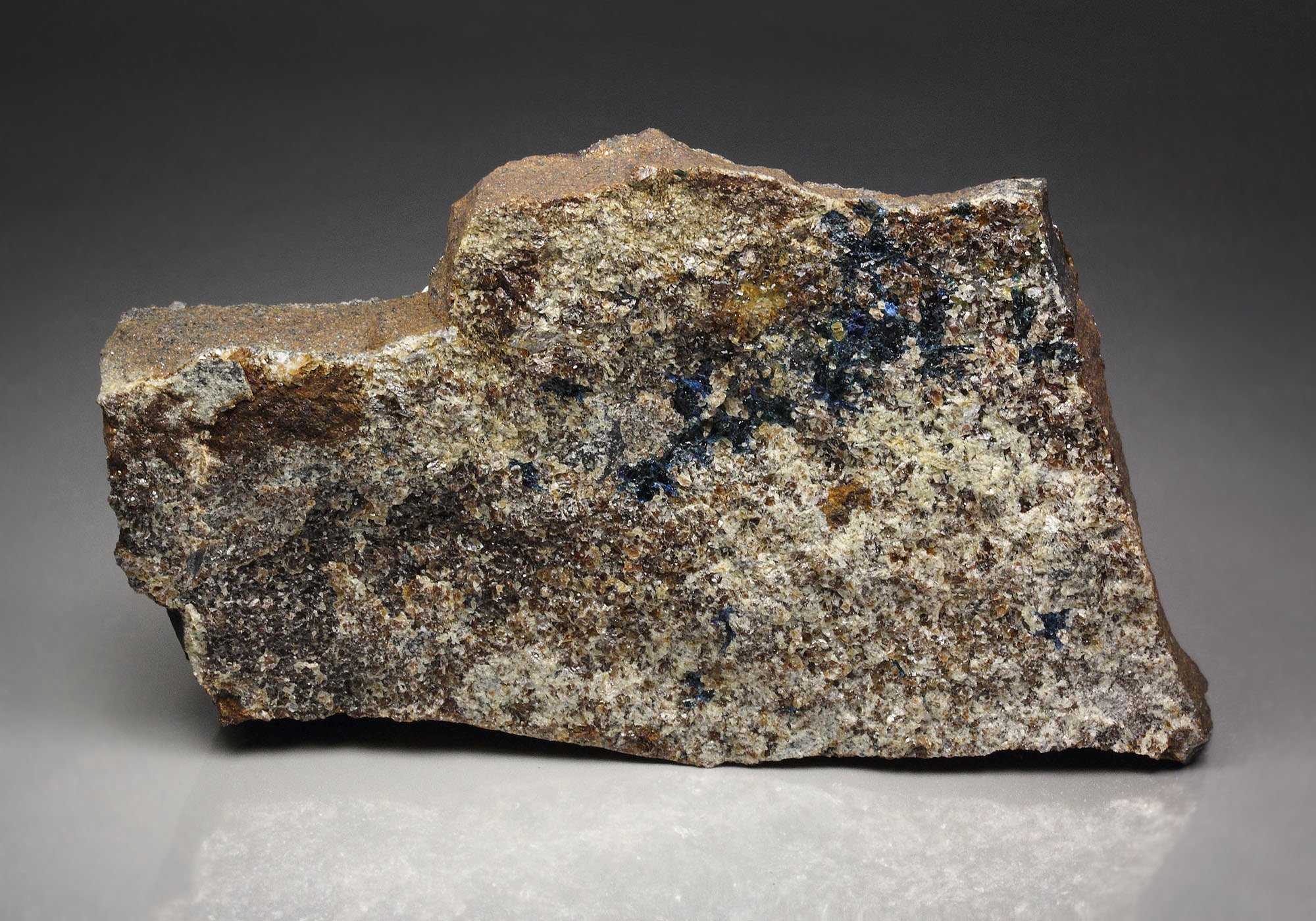 LAZULITE, SIDERITE, QUARTZ