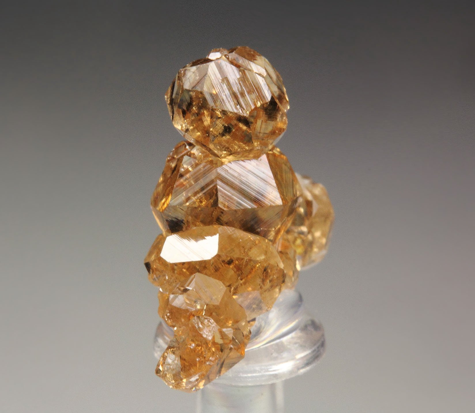 gem GARNET var. GROSSULAR