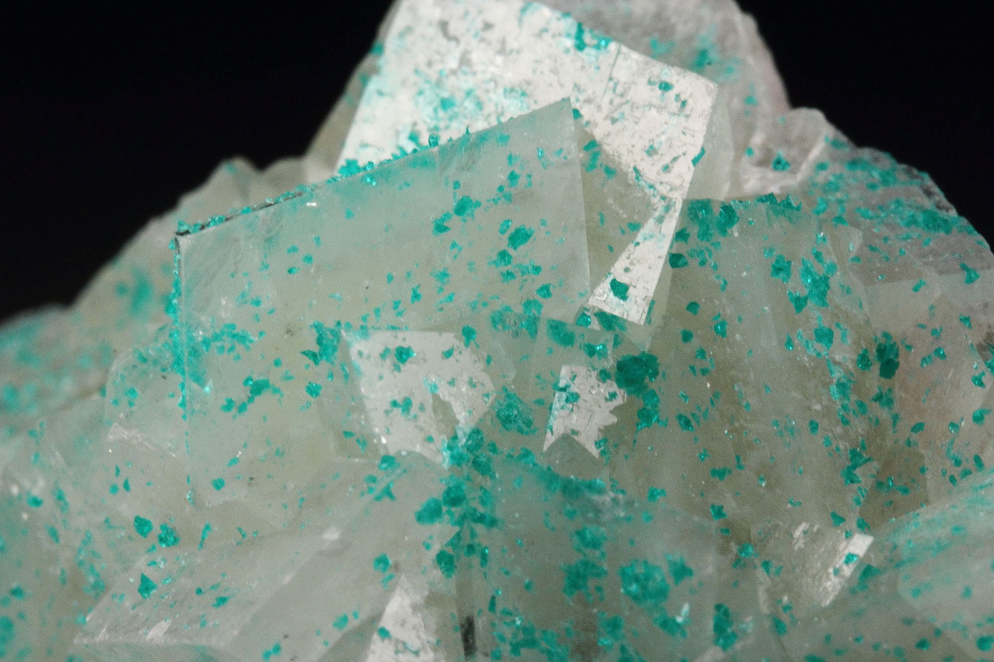 CALCITE, DIOPTASE