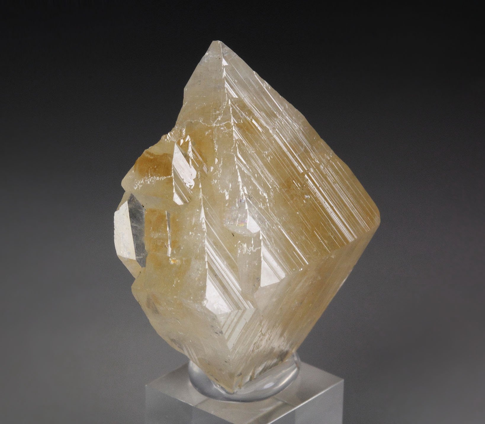 gem POWELLITE