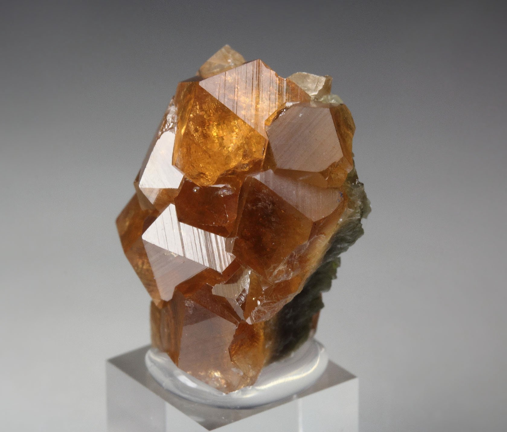 gem GARNET var. GROSSULAR