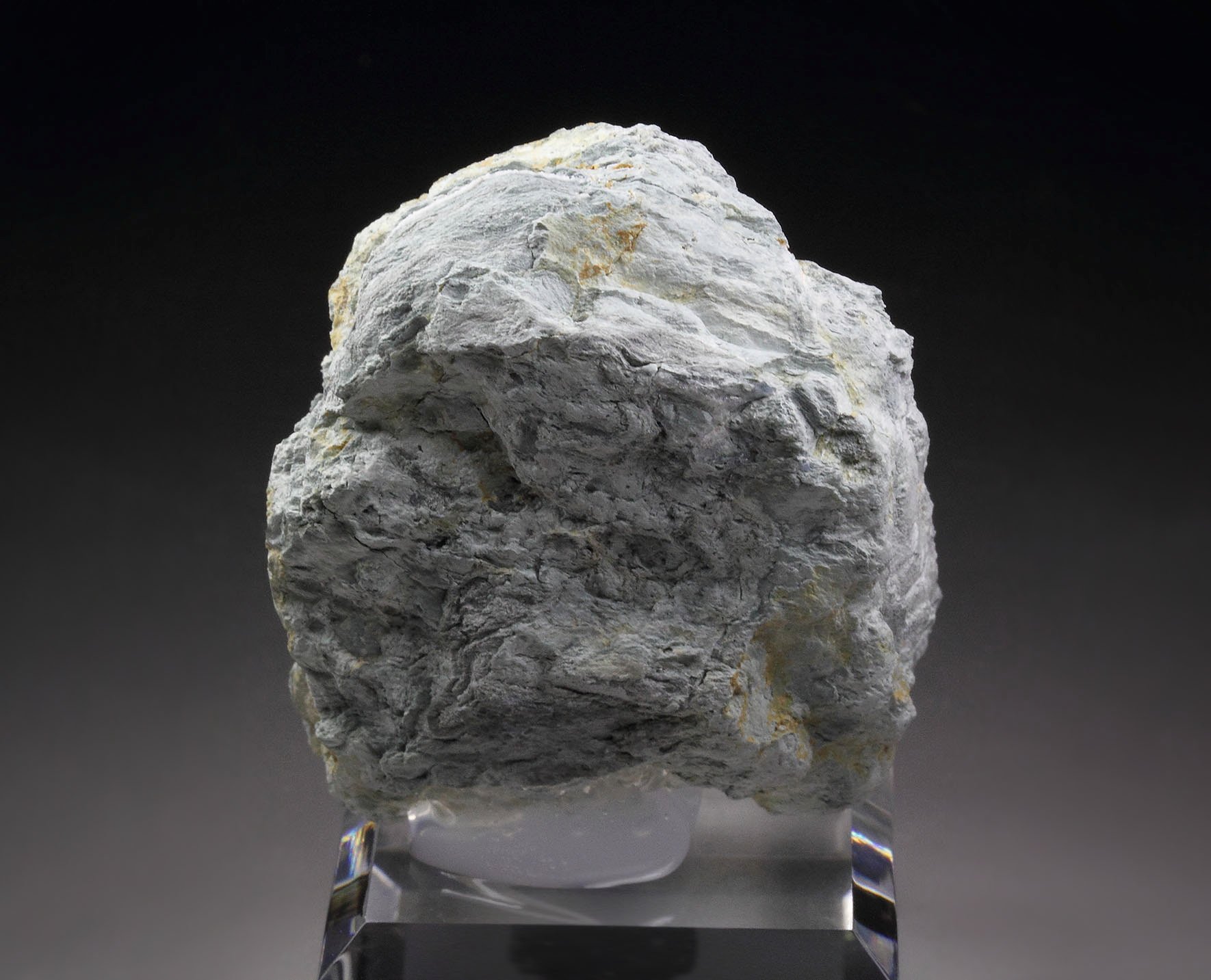 BENITOITE, NEPTUNITE, NATROLITE