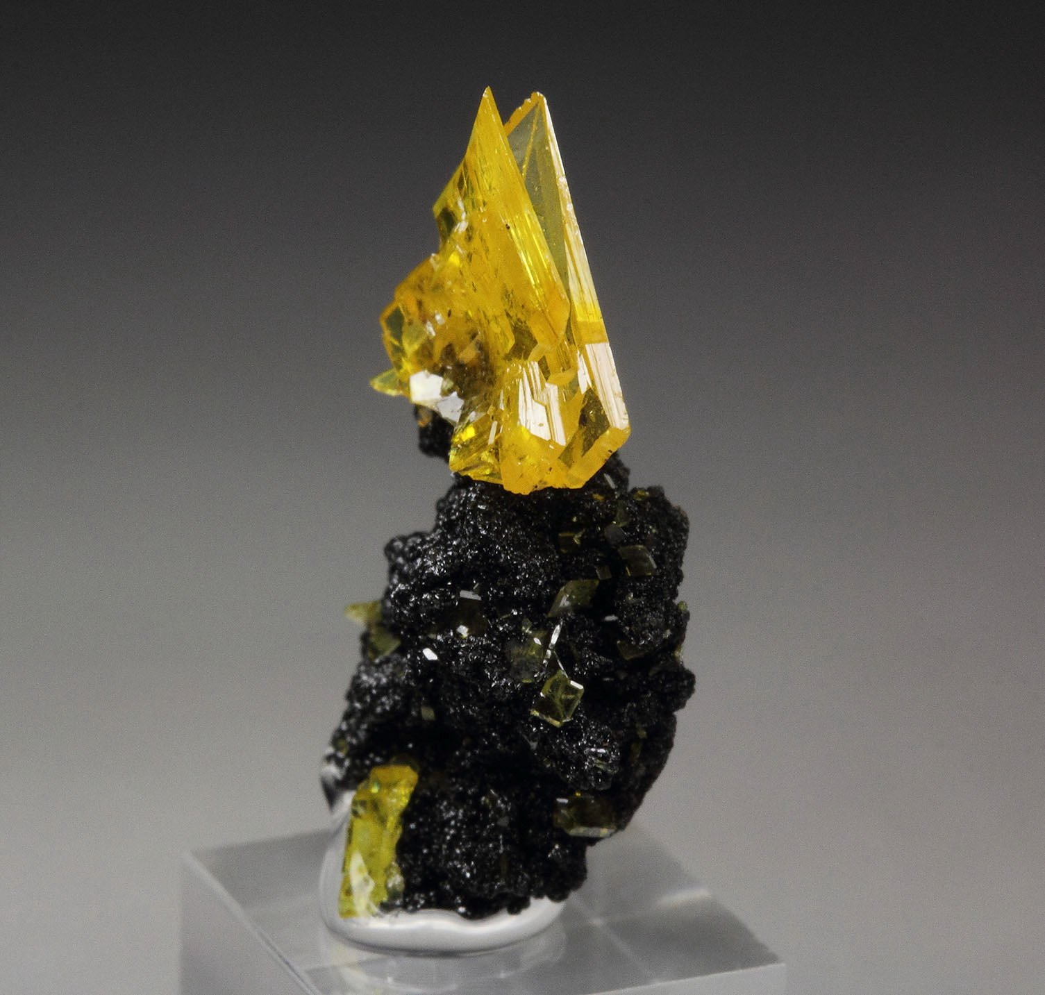 WULFENITE, MOTTRAMITE