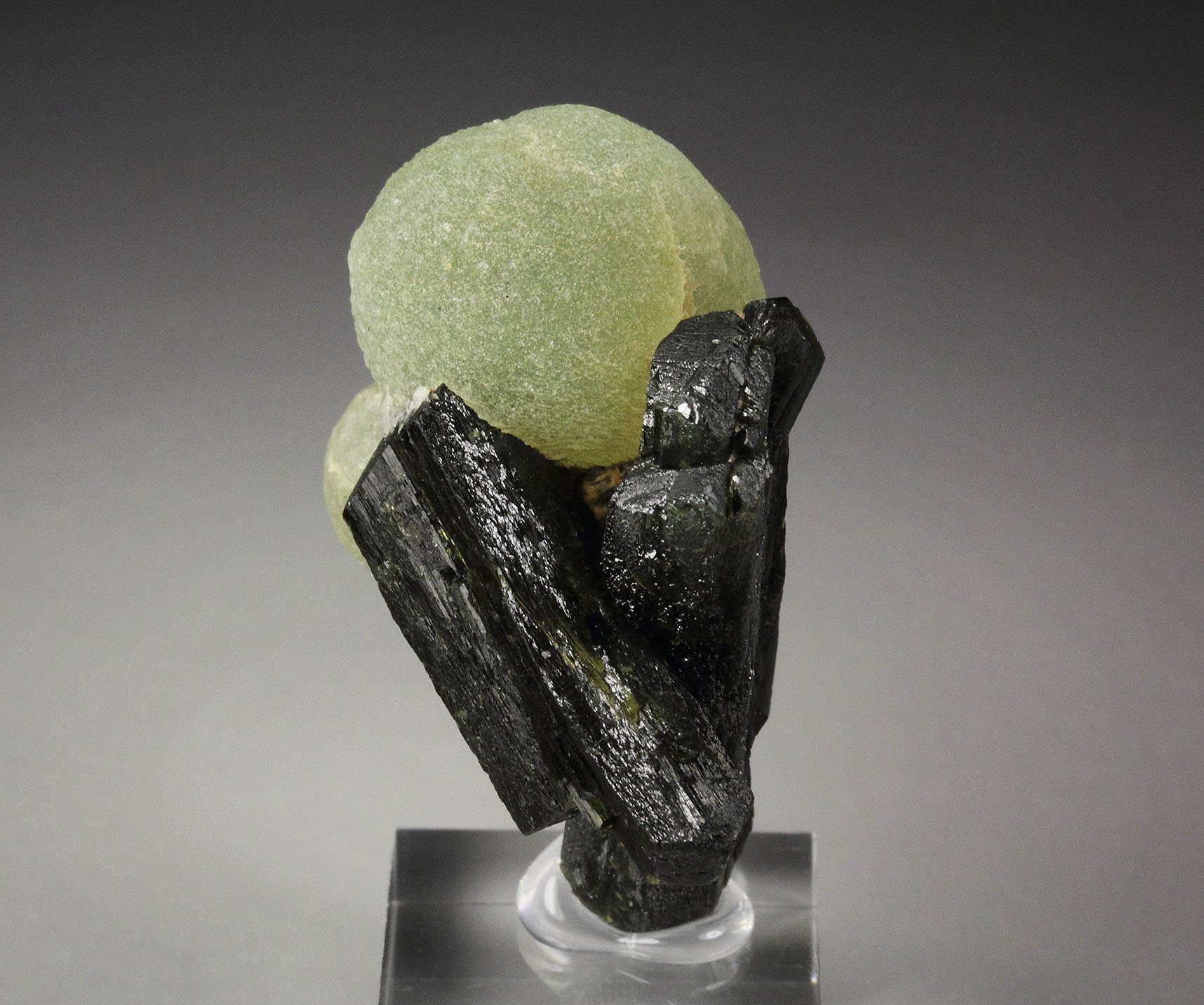 PREHNITE, EPIDOTE