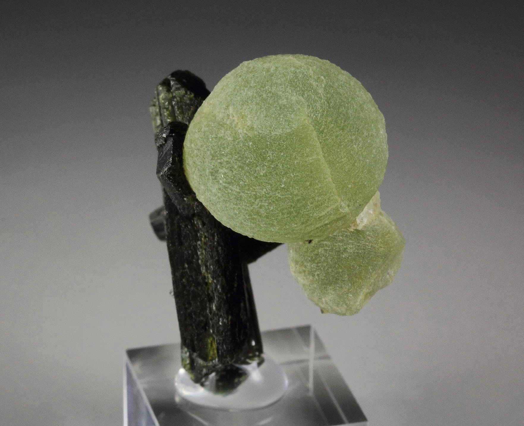 PREHNITE, EPIDOTE