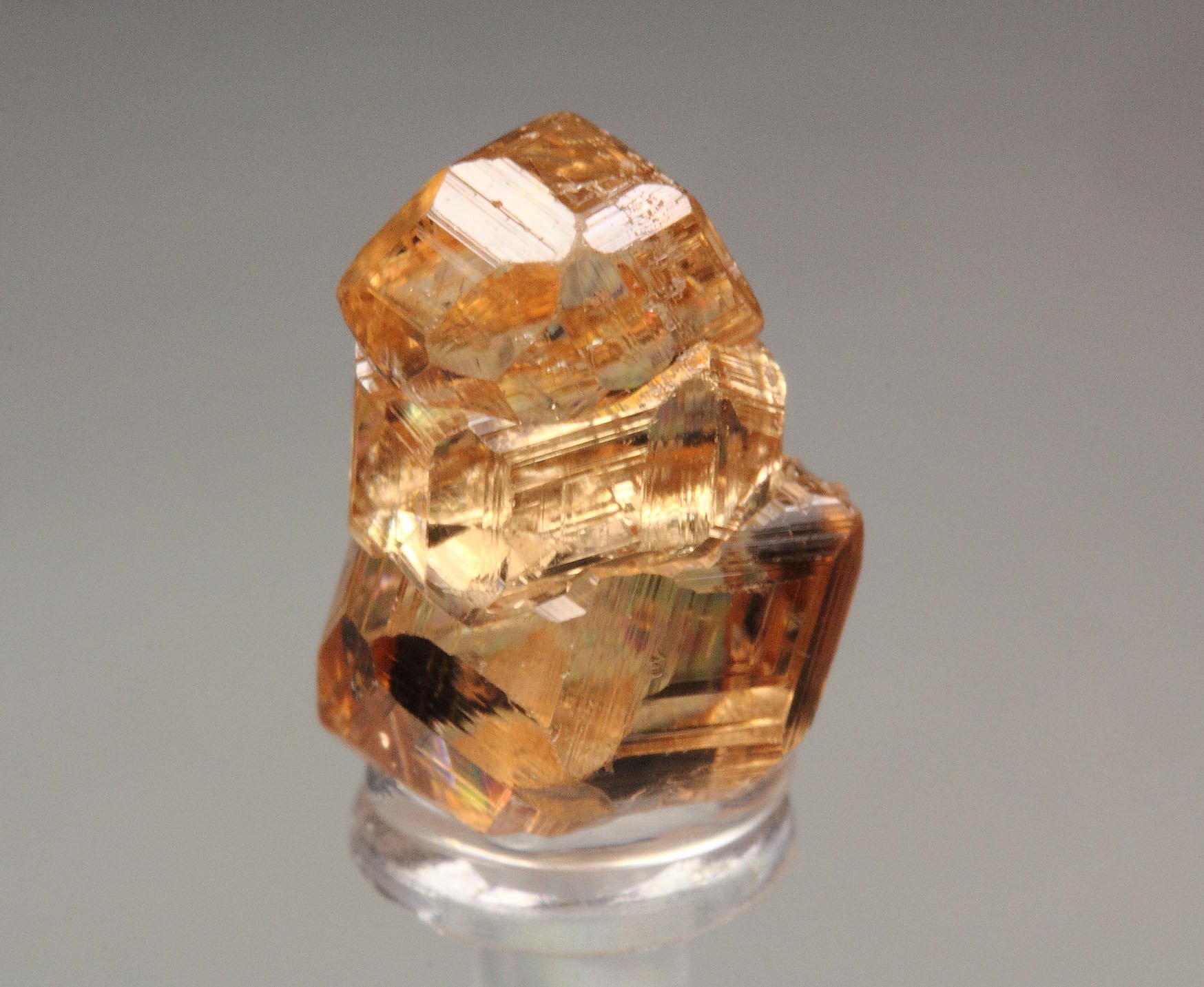 gem GARNET var. GROSSULAR