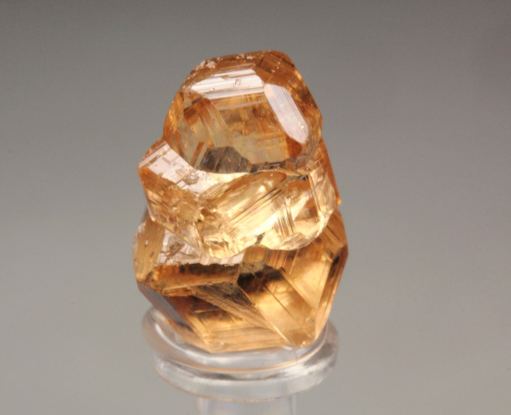 gem GARNET var. GROSSULAR