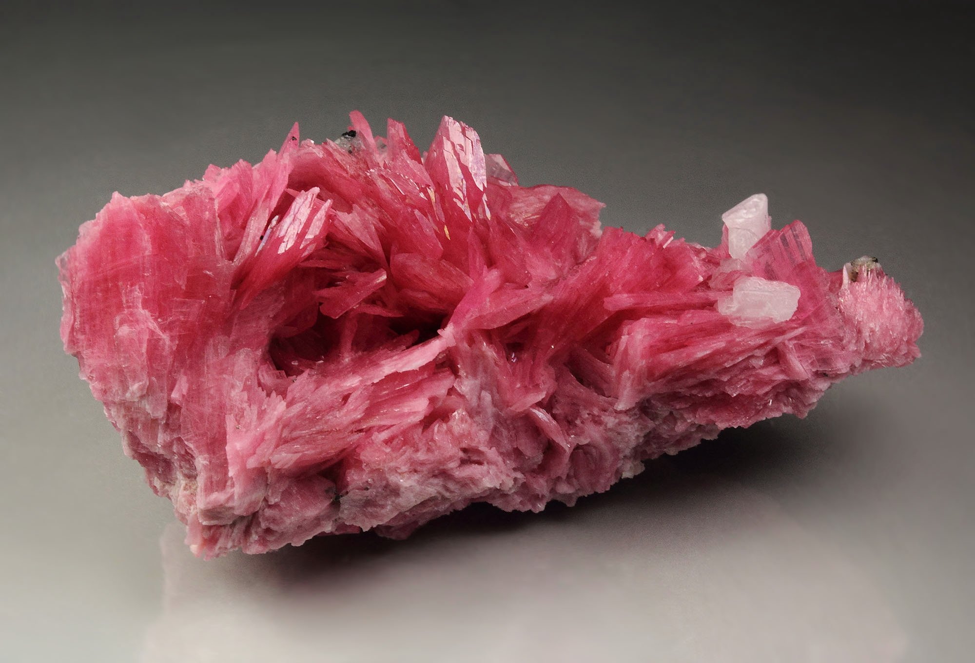 gemmy RHODONITE, CALCITE