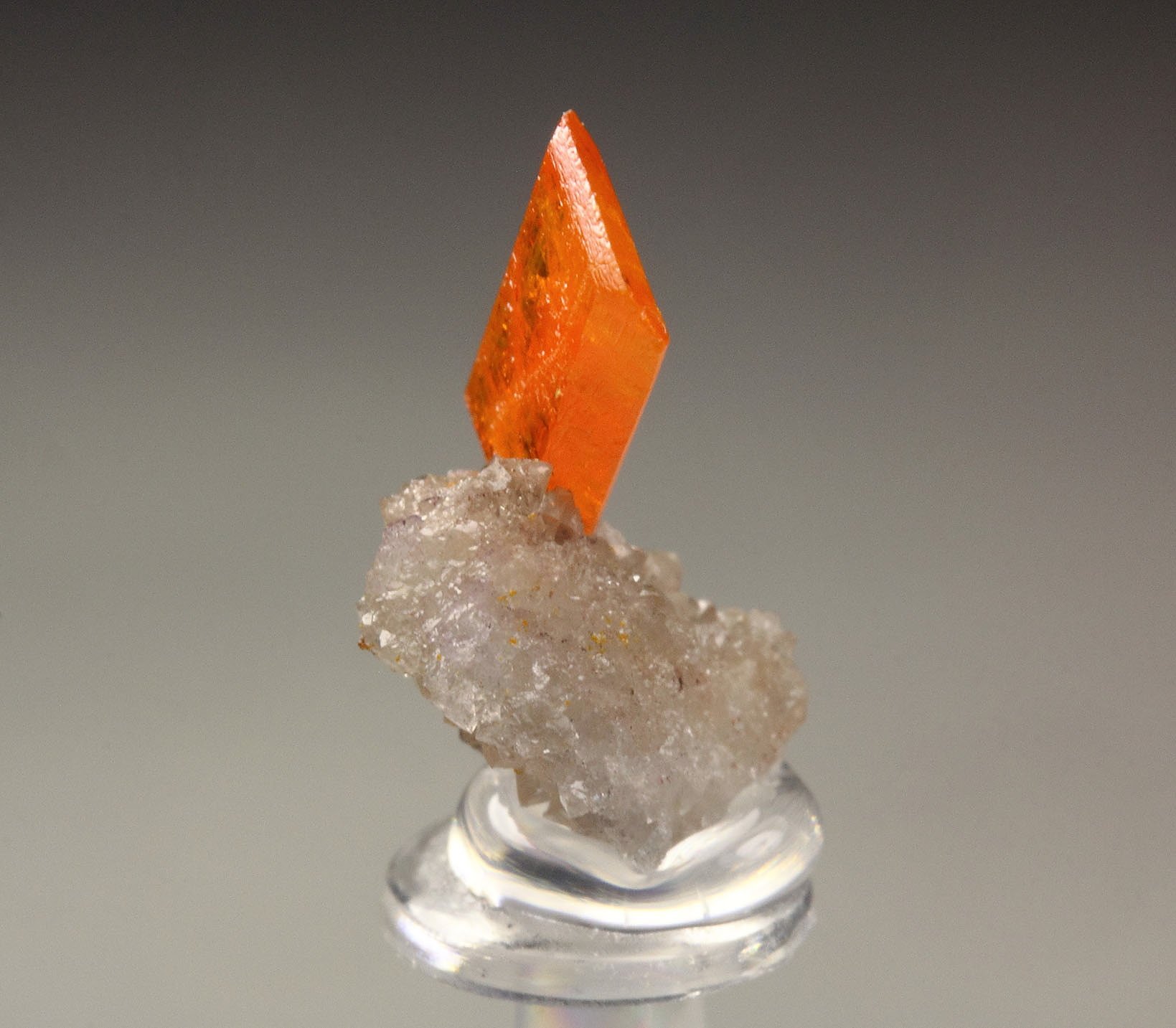 WULFENITE
