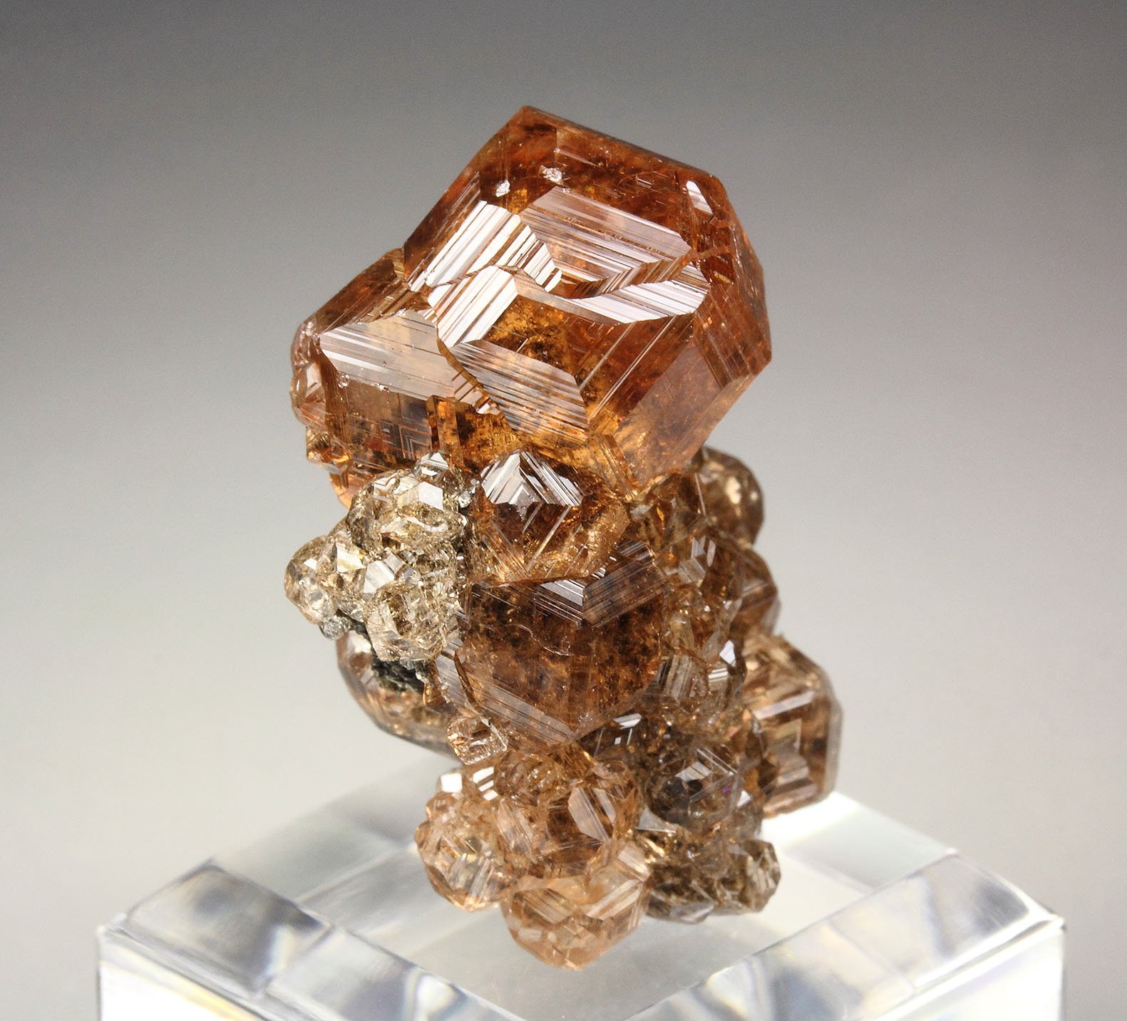 gem GARNET var. GROSSULAR