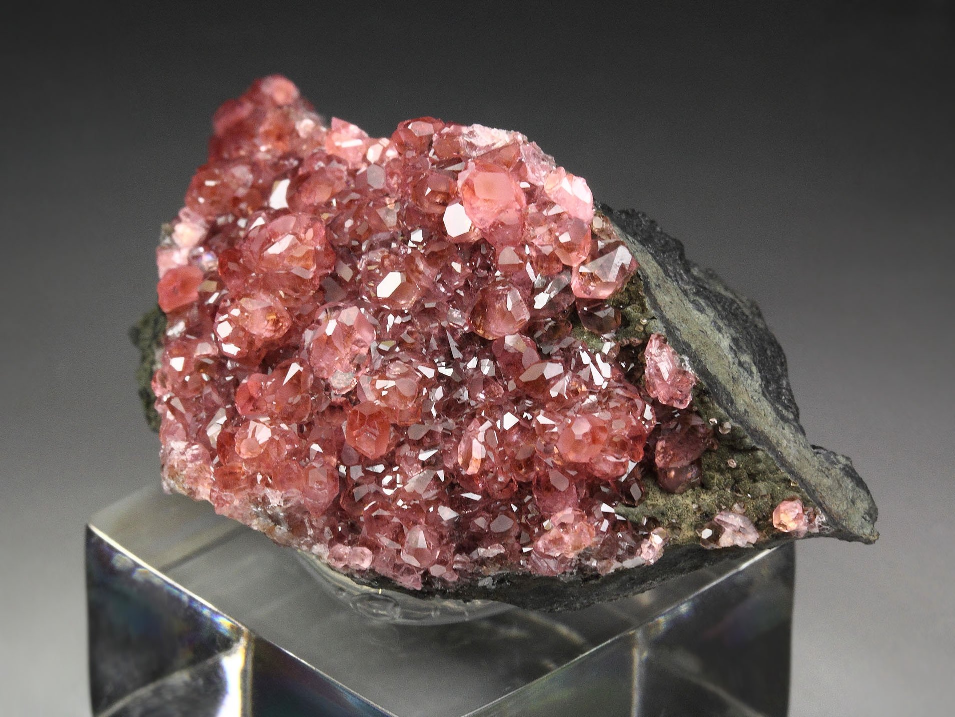 gem RHODOCHROSITE