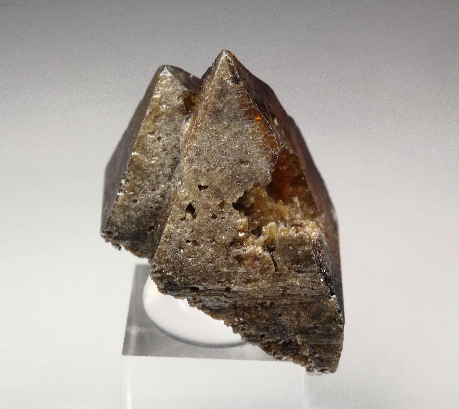 ANATASE, RUTILE pseudomorph