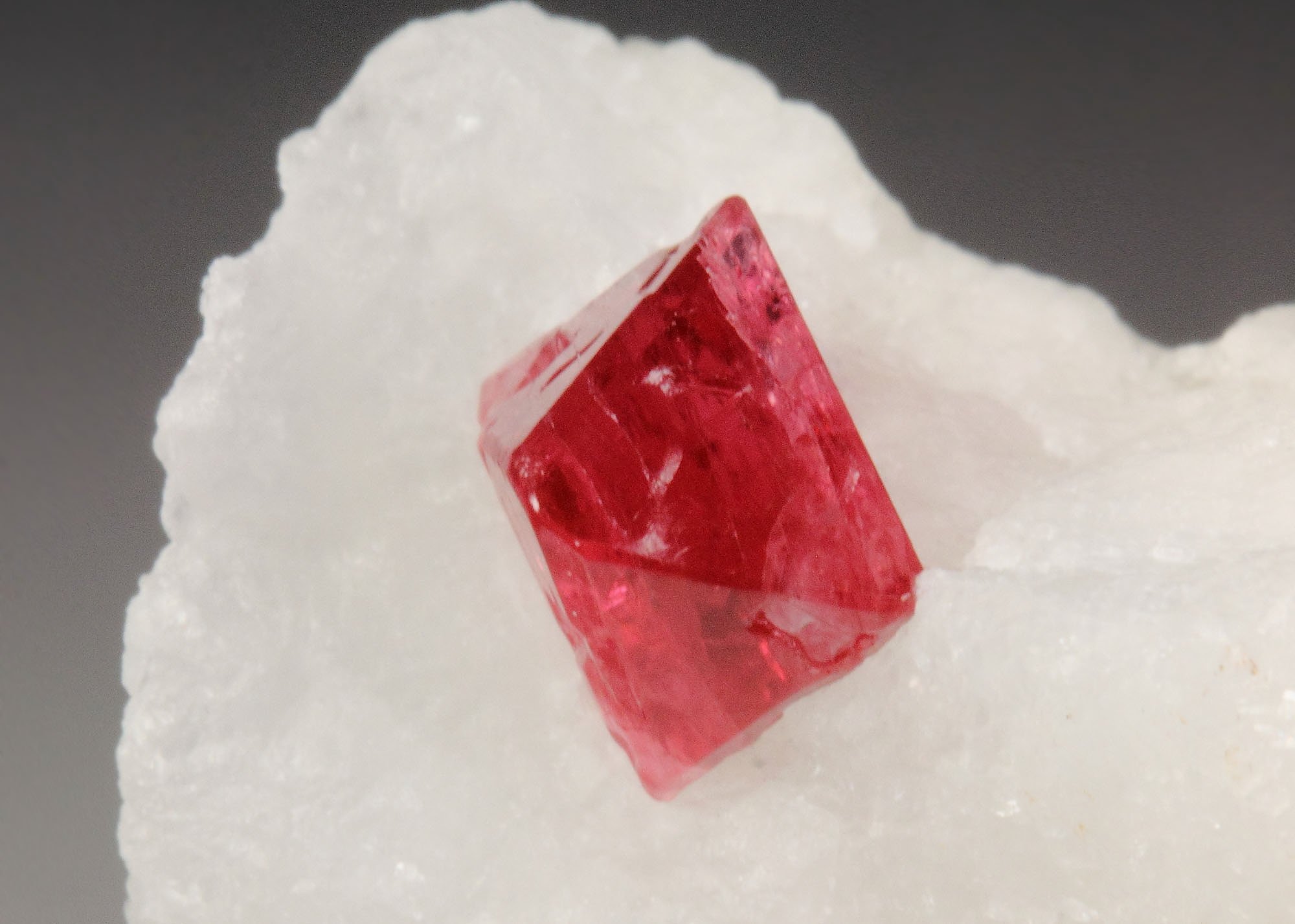 gem SPINEL