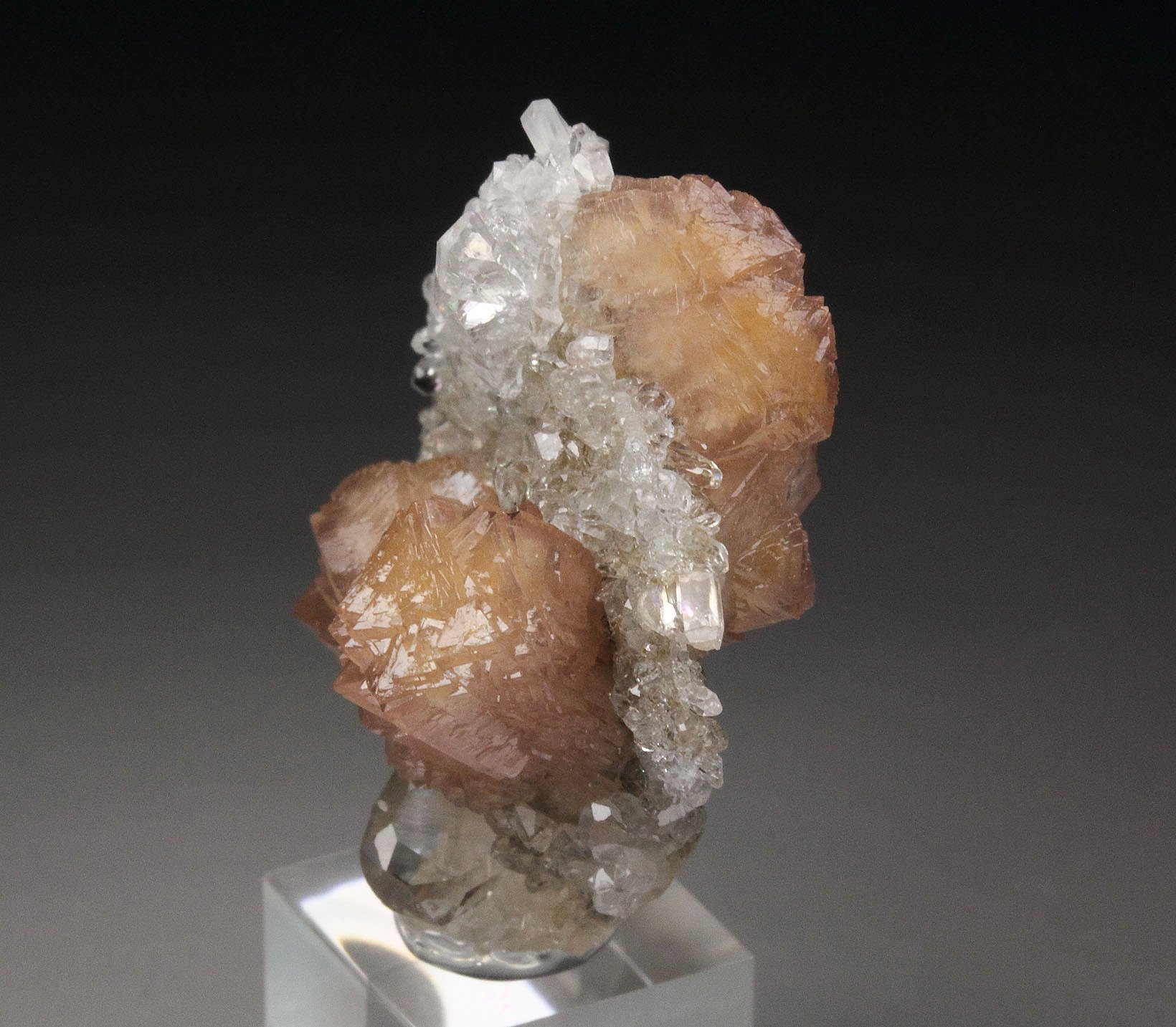 OLMIITE, CALCITE