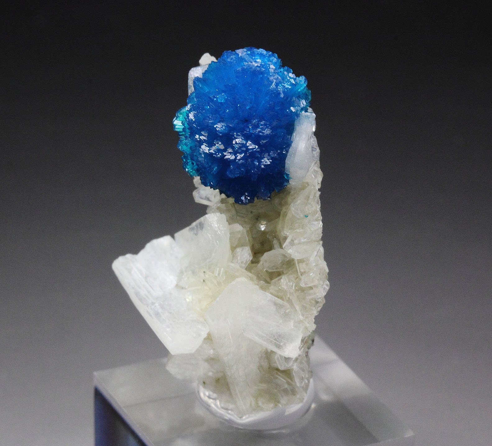 CAVANSITE, STILBITE