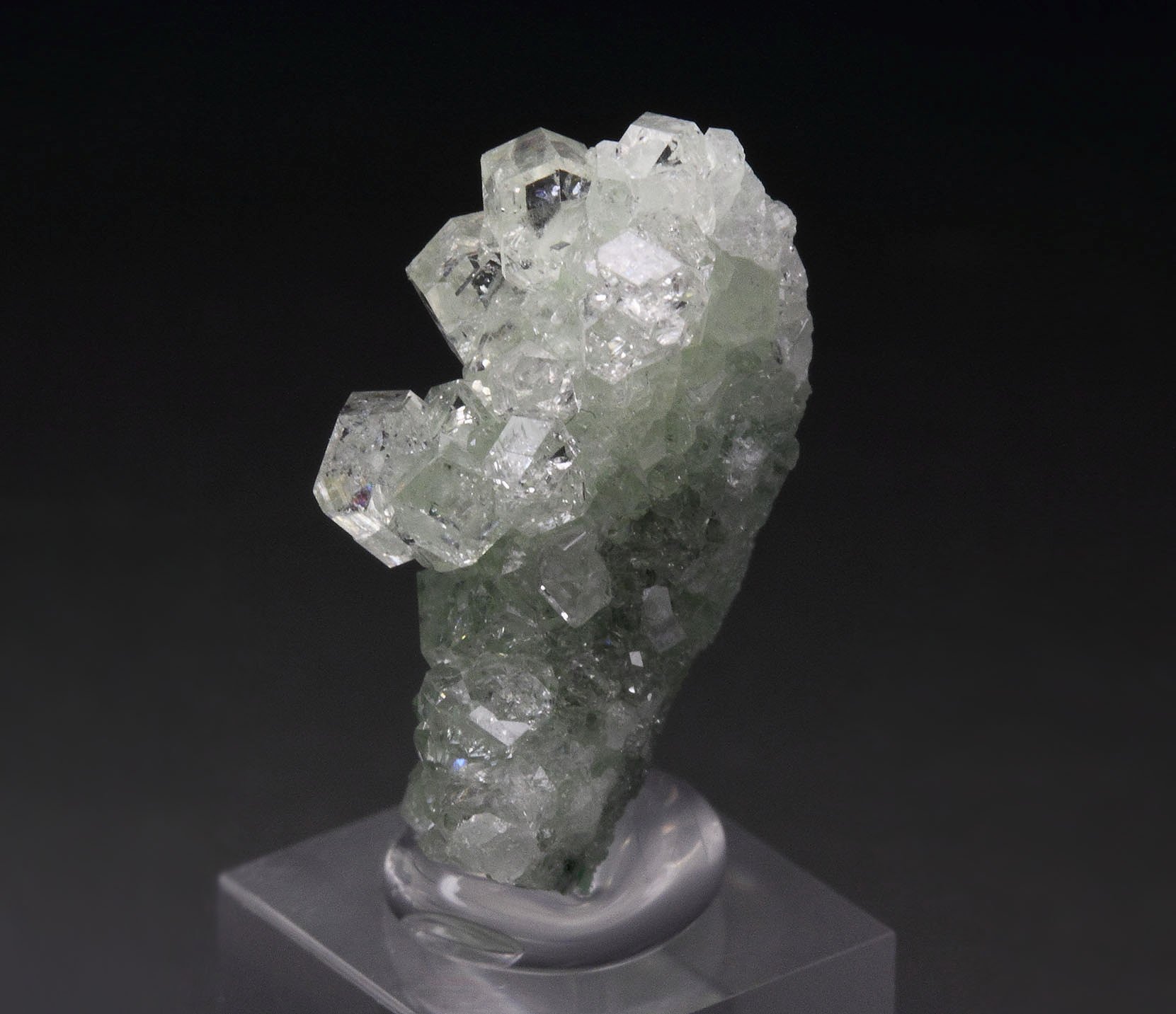colorless gem GARNET var. GROSSULAR