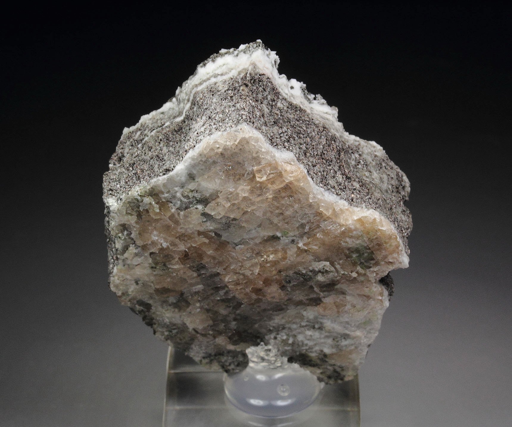 gem GARNET var. GROSSULAR, ALBITE