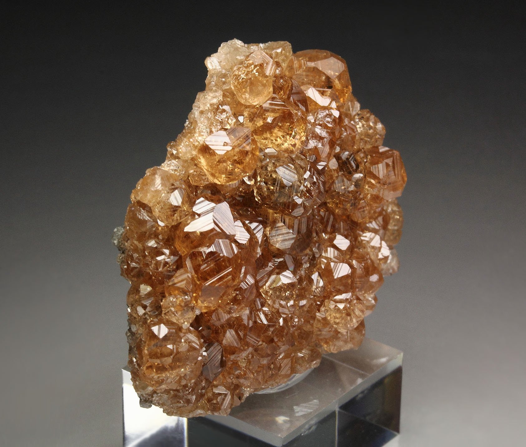 gem GARNET var. GROSSULAR